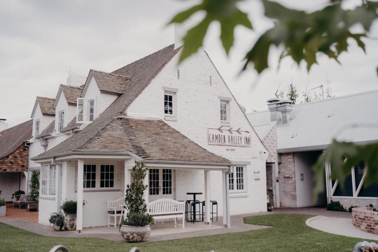 Camden Valley Inn Exterior foto
